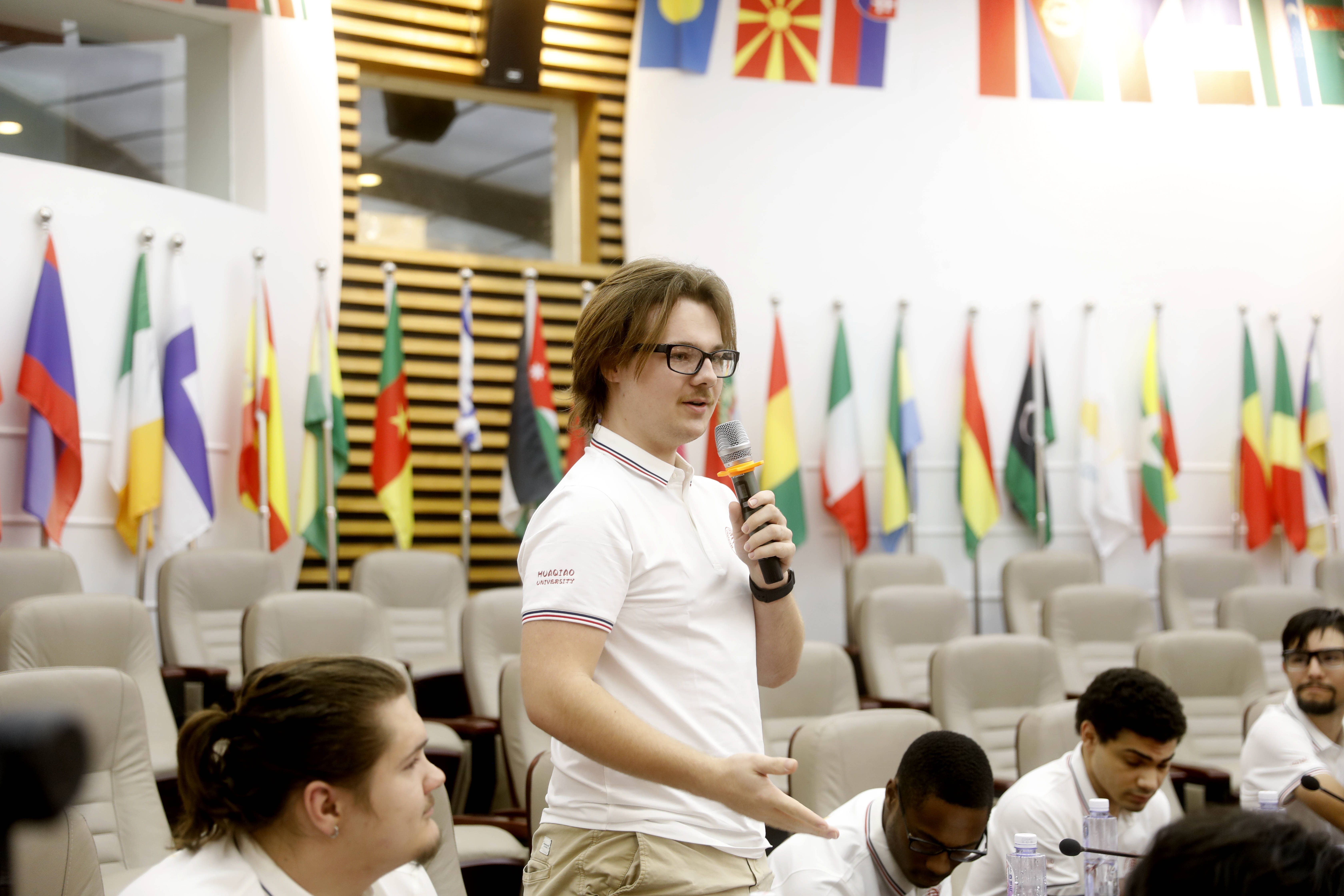 2024福建中美青年交流营在华侨大学开营