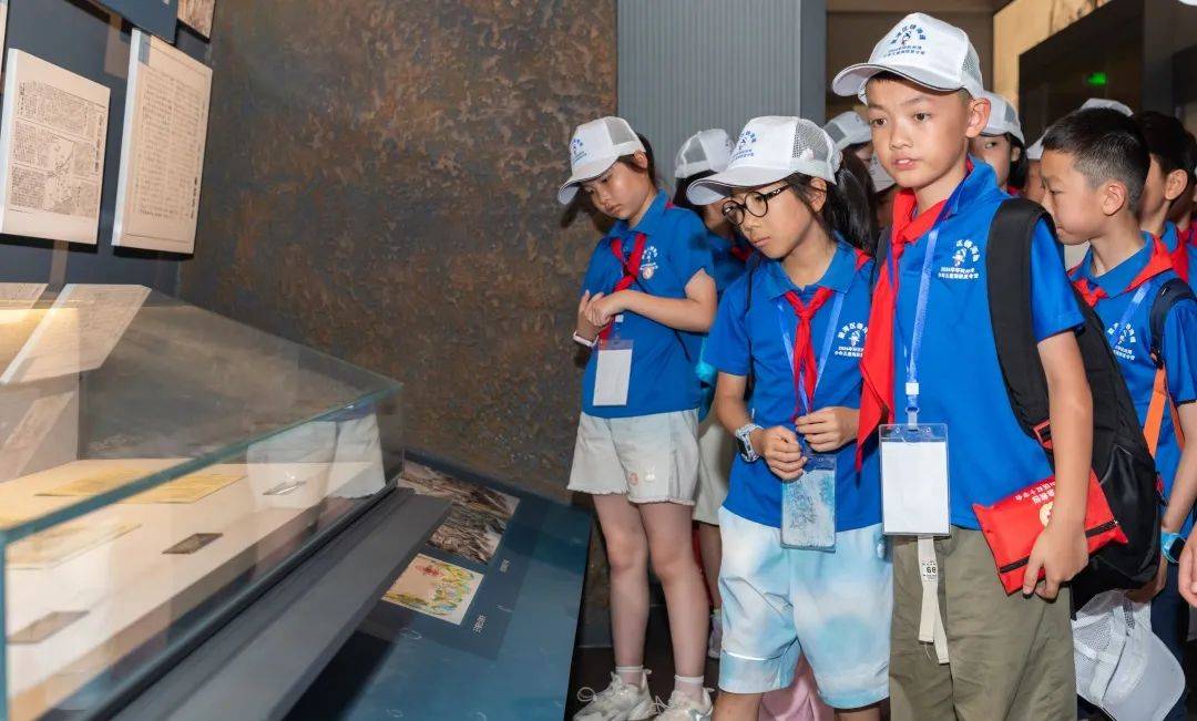 军旅淬炼试锋芒笃志少年当自强——杭州学子参加“聚湾区 铸海魂”2024年环杭州星(图4)