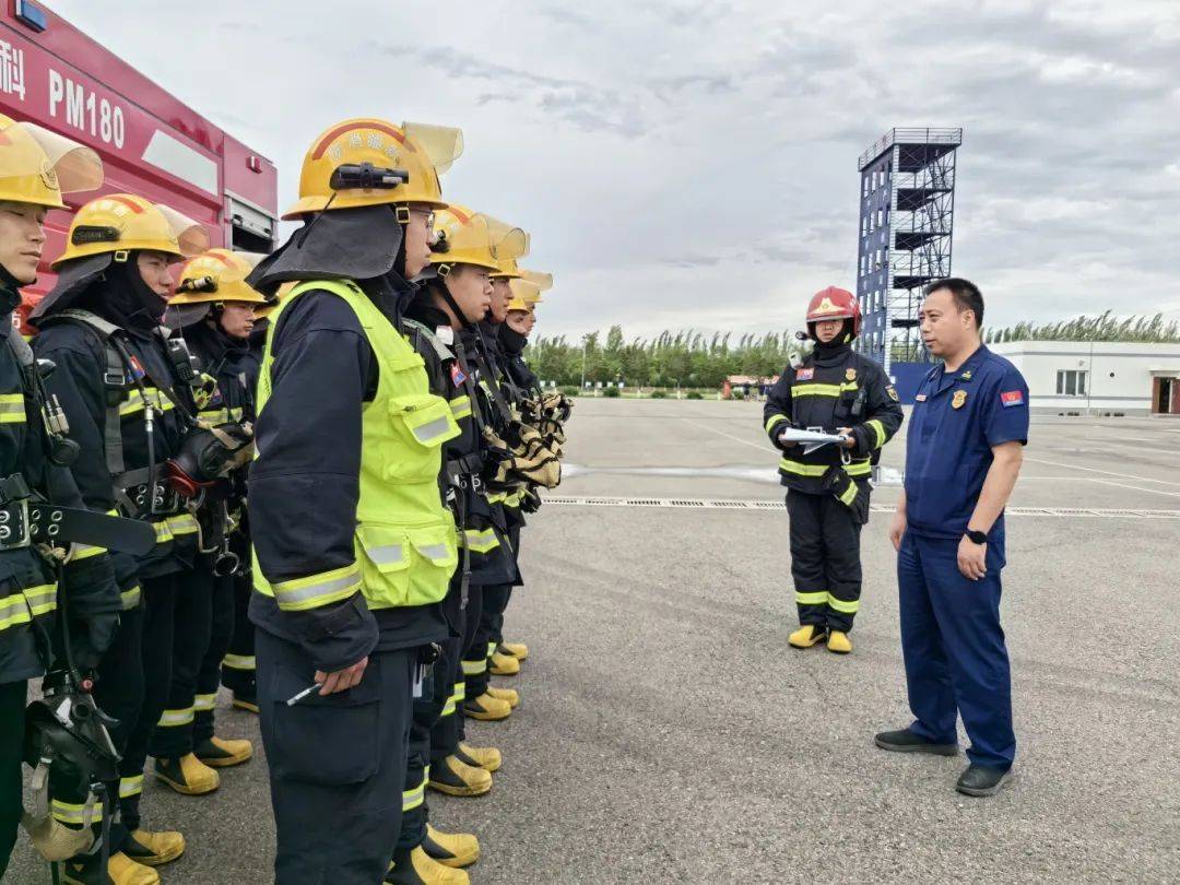 真火实训 砺练精兵——克拉玛依市消防救援支队全员岗位练兵_训练_灭