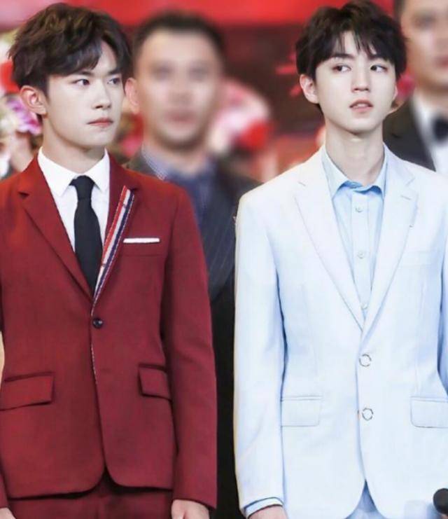 看到王俊凯和易烊千玺"新身份"才懂,内娱留给王源的时间不多了