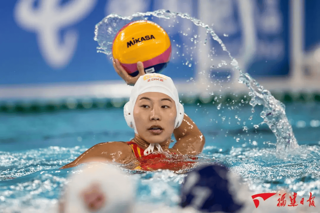 作为中国女子水球队的队长,1996年出生的张婧将第三次参加奥运会1924