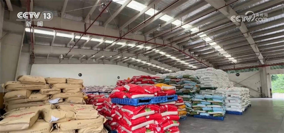 除了为乳制品运输提供运力补充外,贵阳铁路物流中心凯里营业部利用货