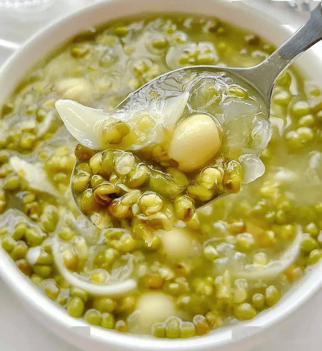 二,百合莲子绿豆汤一,山药胡萝卜鸡脚排骨汤汤