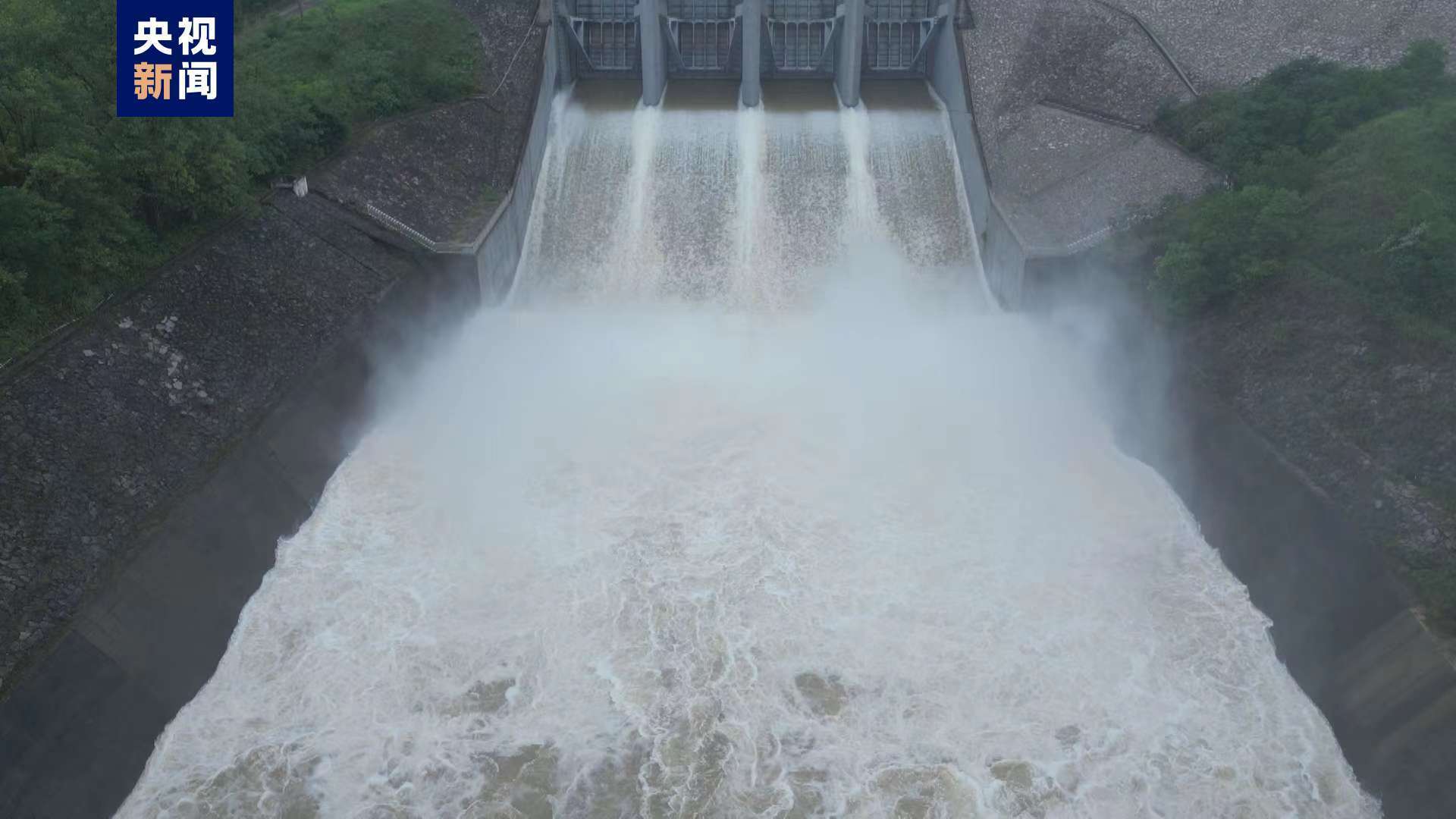 河南省水利厅调度石漫滩水库,宿鸭湖水库,板桥水库,薄山水库加大泄量