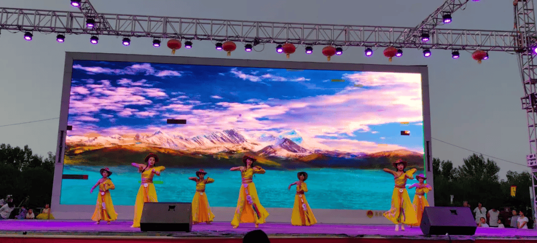 高台县成功举办2024年百姓大舞台第十场"舞动盛夏"星飞扬艺术中心专场