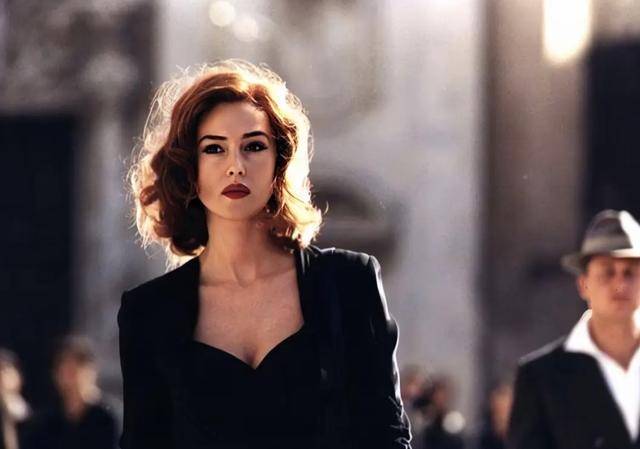 意大利电影《西西里的美丽传说》,美丽风情,令人心动不已!