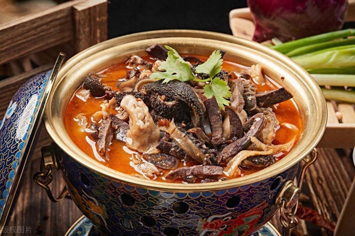  p> span> span>羊杂碎是一道美味且营养丰富的家常菜,其制作方法多样