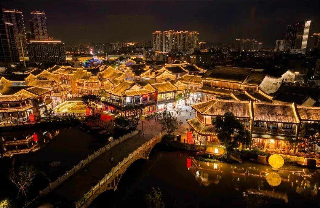瓯海区文广旅体局供图东经纸艺术博物馆也可以坐着轻轨一路奔赴瓯海
