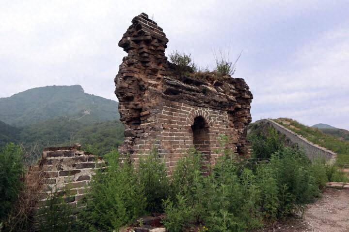 "> strong>罗汉洞长城:古墙焕颜期盛景 /strong> /p>  p>在抚宁区与