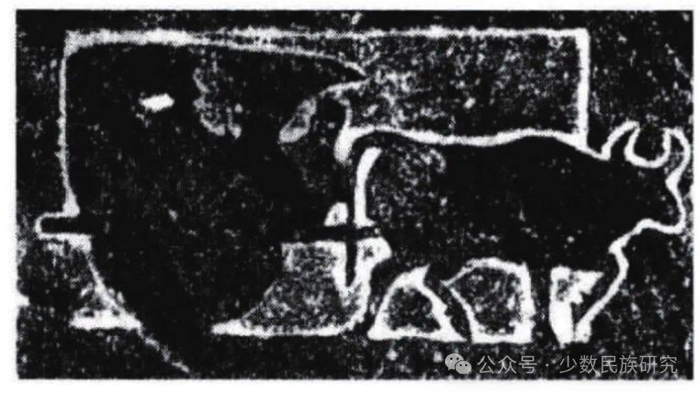 汉画像石为二牛抬杠单直辕犁,如山东金乡《汉石牛耕图》,画面上二牛抬杠共挽一犁,牛前一人双手执系引牛,牛后右边一人执竿赶牛_生产