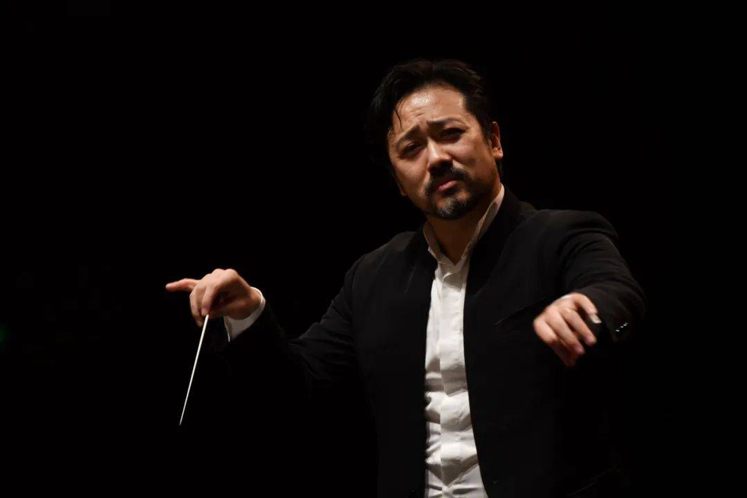 (二楼演奏大厅)演出地点竹笛:郑迪巴扬:许笑男二胡:杨雪钢琴:李哲翔指