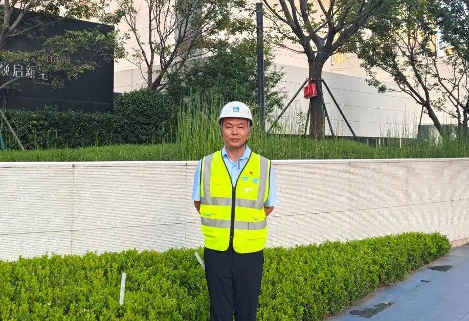 工地项目经理是干啥的(工地项目经理的岗位职责及主要工作内容)