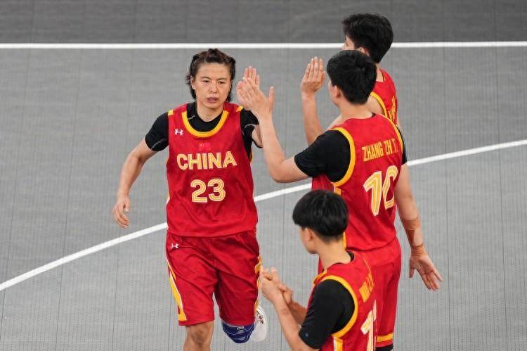 三人篮球奥运趣味简历：张宁从小是詹蜜 王丽丽偶像是乔丹&苗立杰