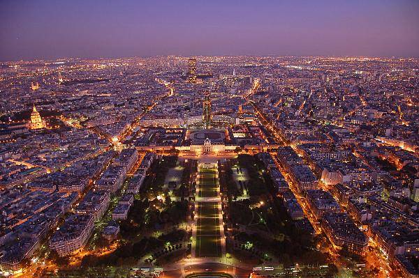 巴黎奥运会叠加暑假旅游旺季,法国租车游订单同比增长126%