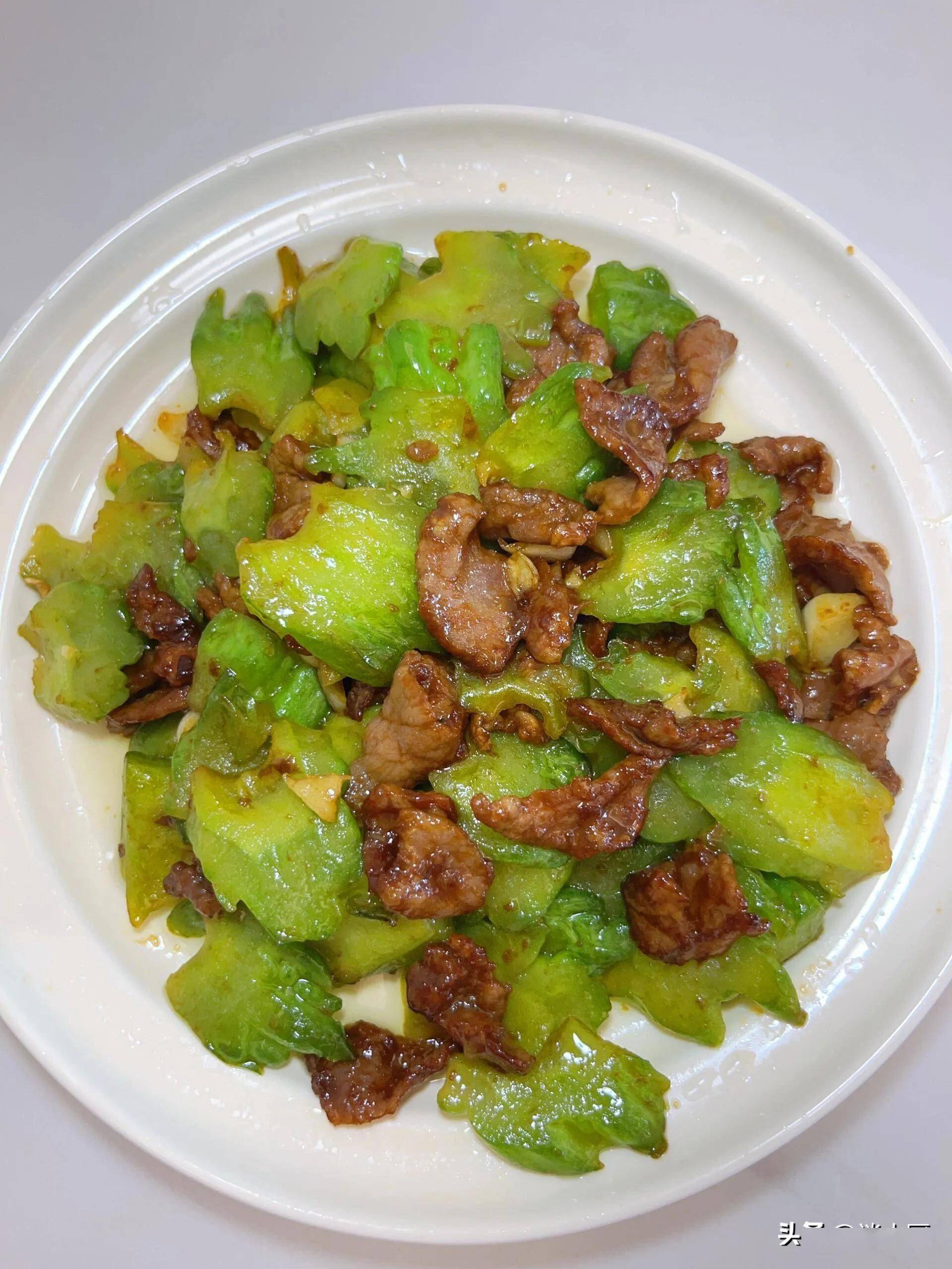 瓜类菜正大量上市!分享5道瓜菜做法,随手一炒,补水又解暑!