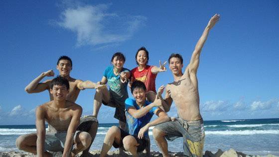 曾是爱泡在水里的腼腆少年，徐嘉余四战奥运100米仰泳再夺摘银牌