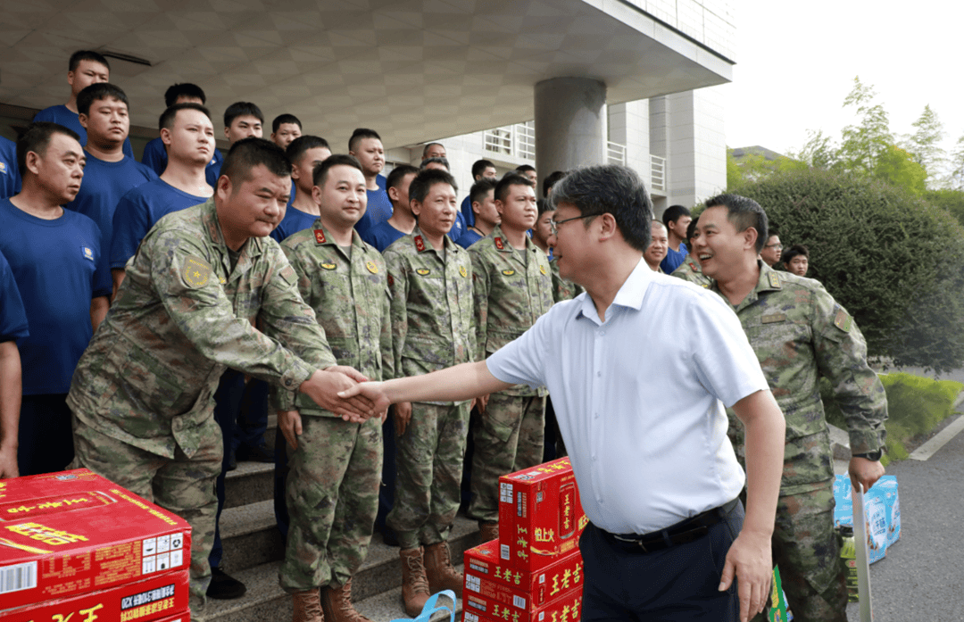 新田历届县委书记名单图片