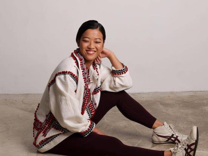 全家同游东京!知名港星郑丹瑞69岁被赞冻龄,女儿男友酷似黎明