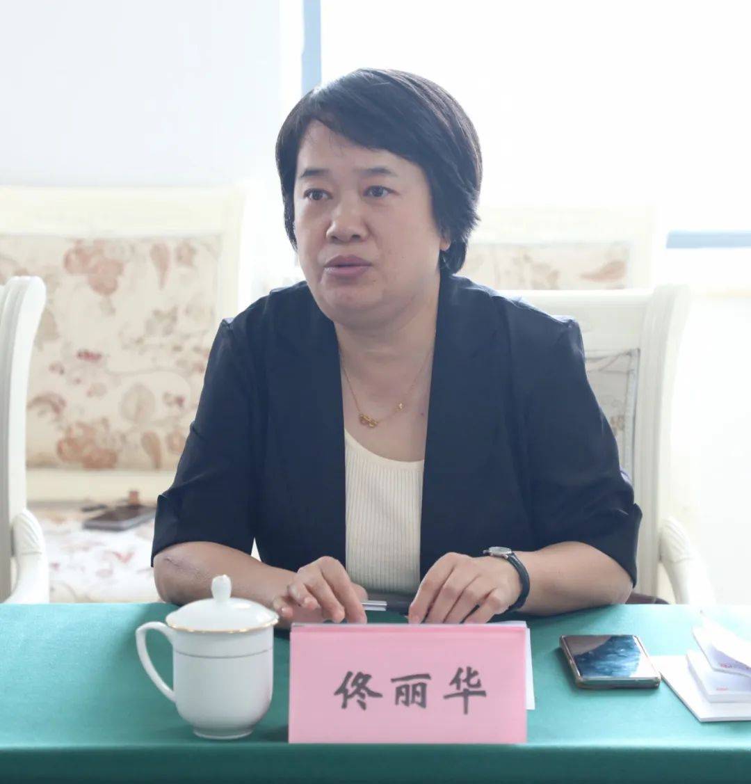 保定市竞秀区医院副院长佟丽华对保定市竞秀区医院发展建设情况进行简要