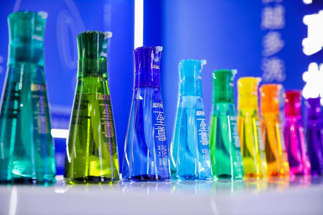 蓝月亮至尊秀出浓缩力量,掀起行业变革新浪潮