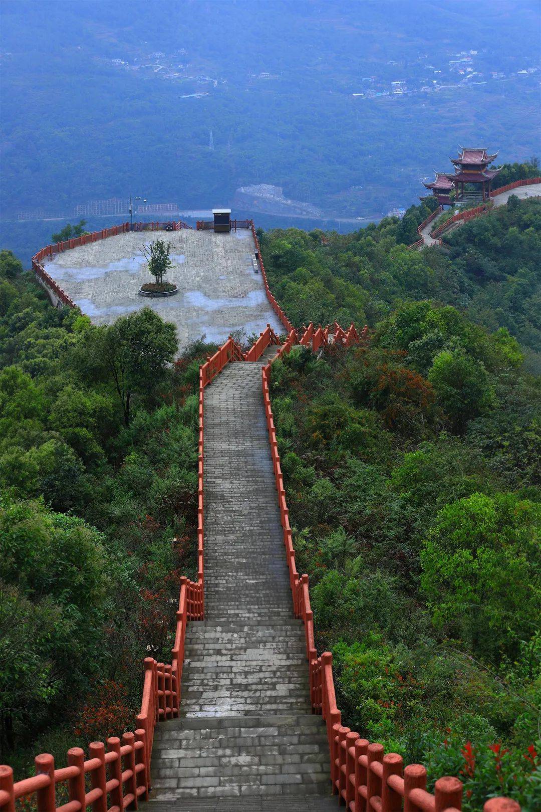 乐山周边一日游景点图片