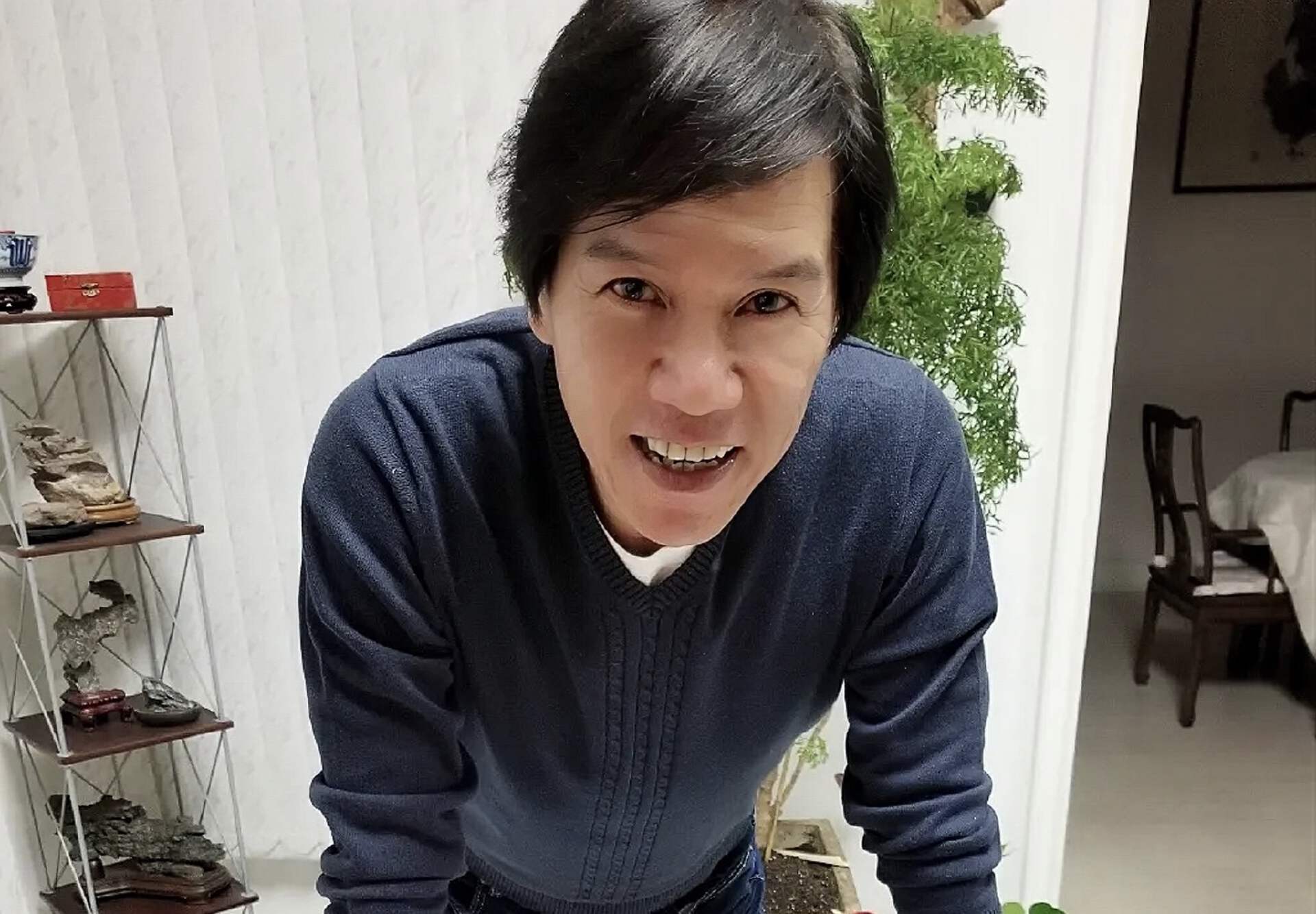 不染发想自然老去,移居加拿大买湖景房_林嘉华_生活_问题