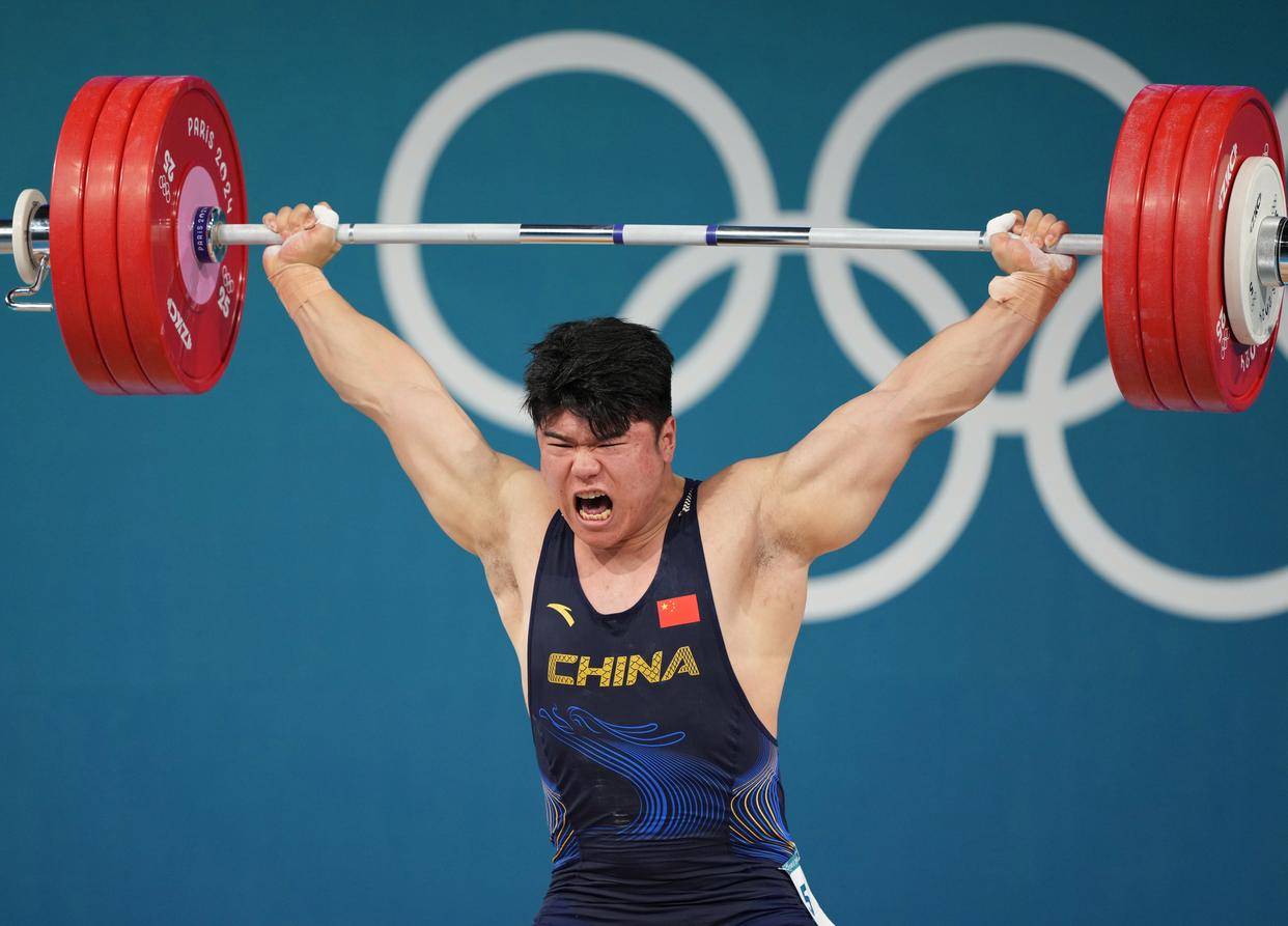 巴黎奥运会丨举重——男子102公斤级:中国选手刘焕华夺冠