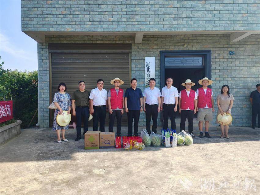 清凉解暑热、关怀润心田,省委直属机关工委开展“夏送清凉”活动_考古_一线_物资