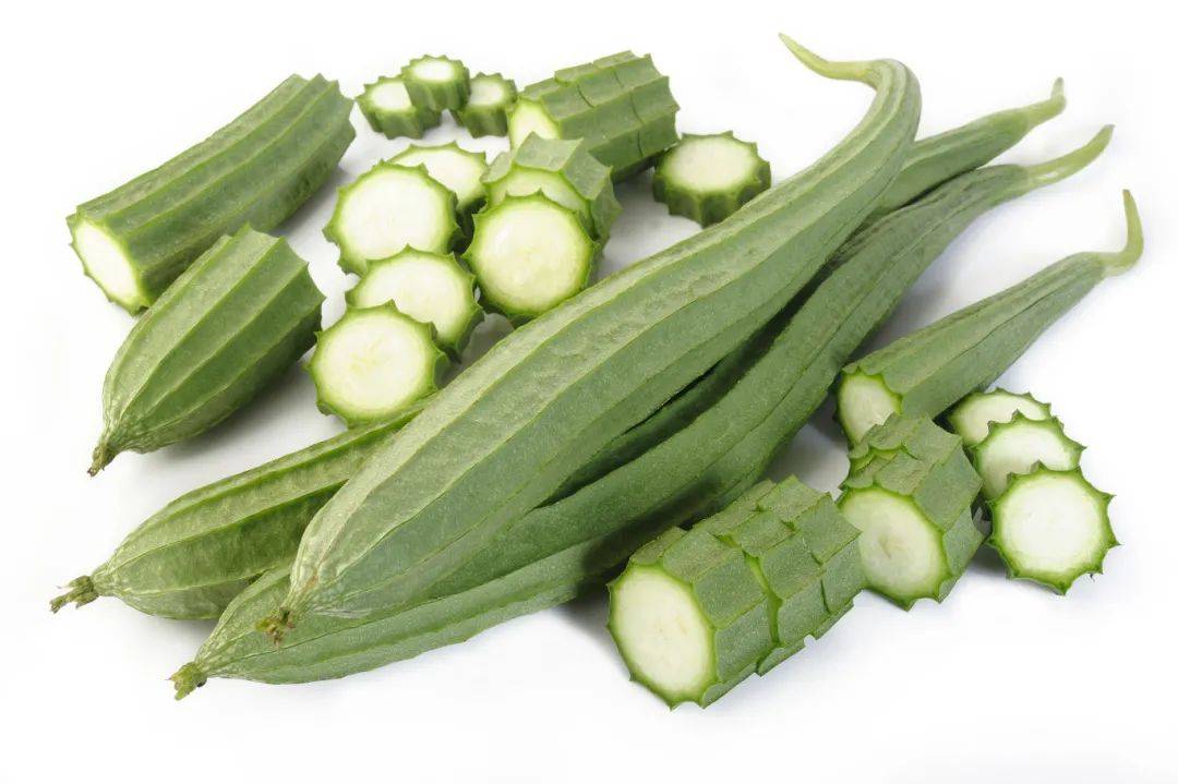 再热也要奔走在吃"瓜"第一线_苦瓜_丝瓜_黄瓜