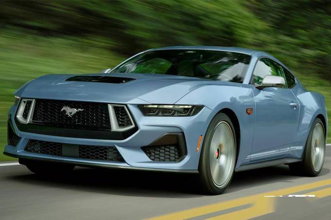 据悉,福特新款mustang 60周年纪念款车型,将在现有的配色方案中加入