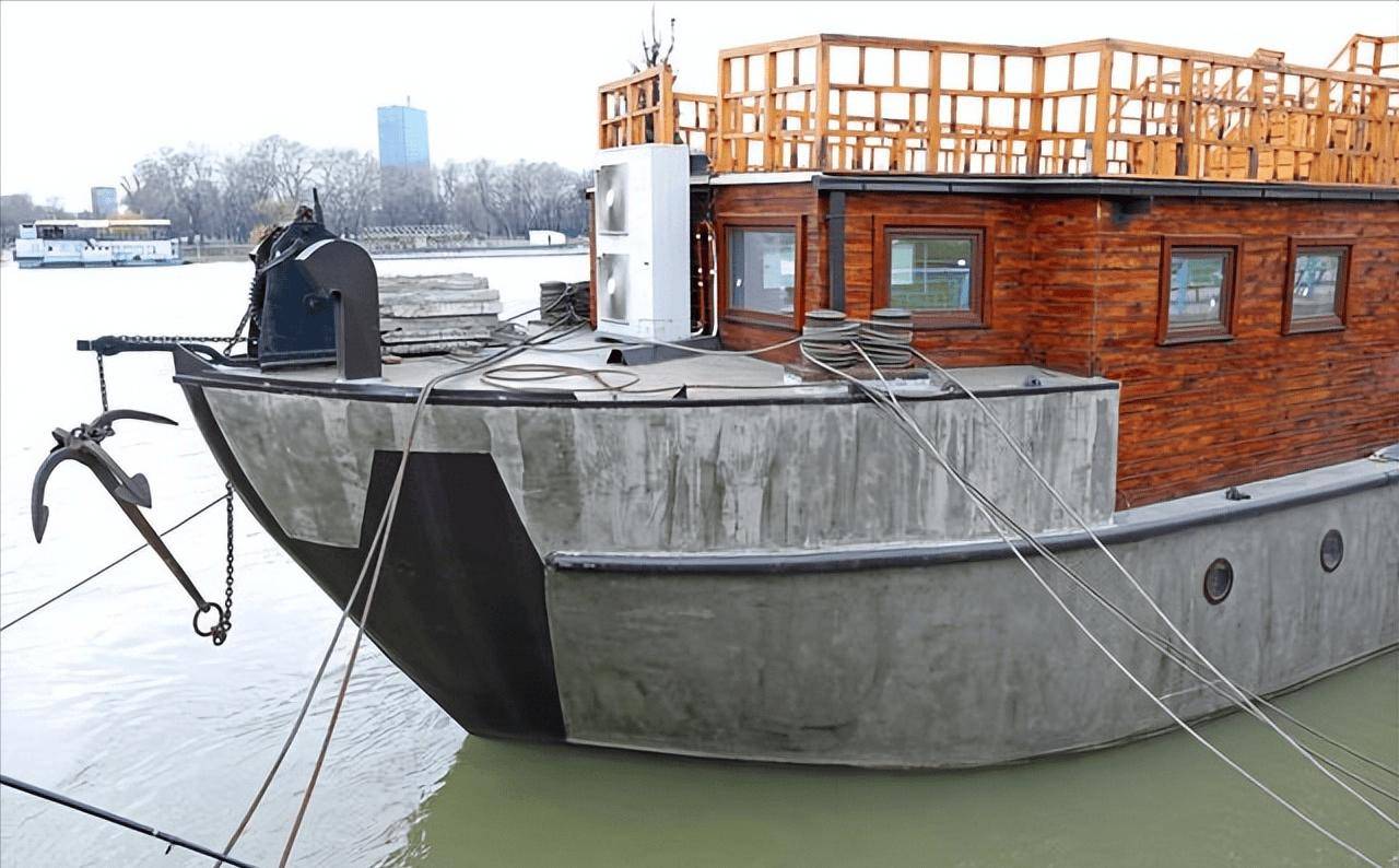 曾经风靡一时的水泥船,既载重又省钱,如今为何彻底消失了?