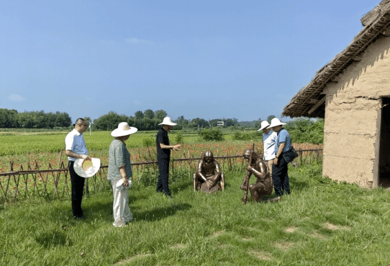 他们纷纷表示,走马岭遗址不仅是中国古代文明的重要象征,更是连接过去