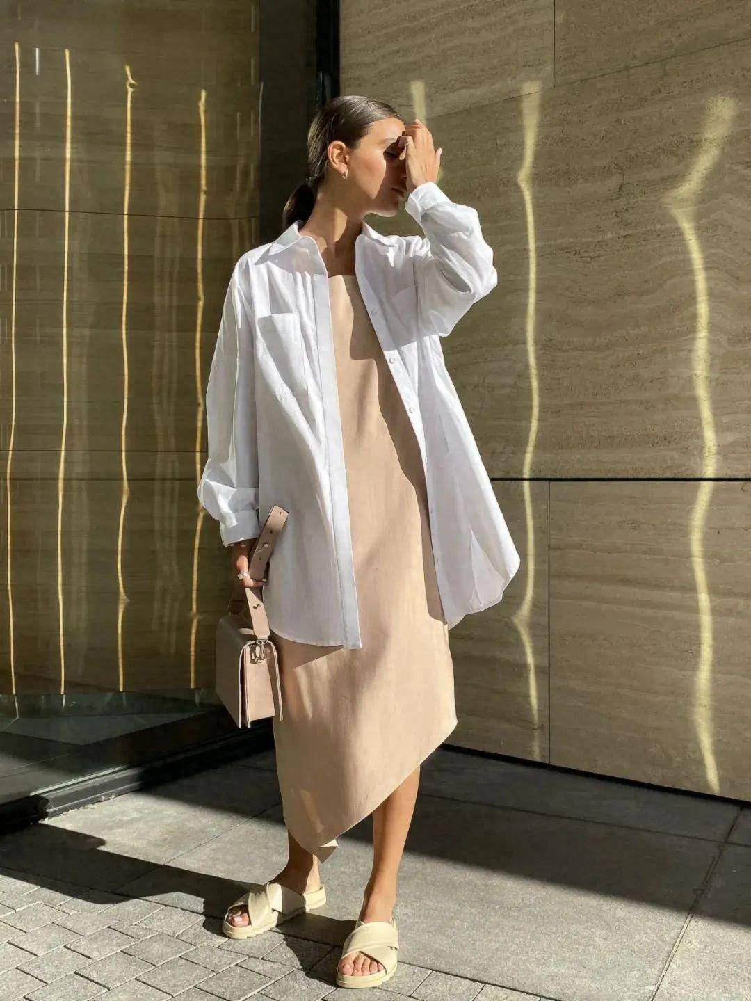 秋天衬衫的4种叠穿法,好看又实用!