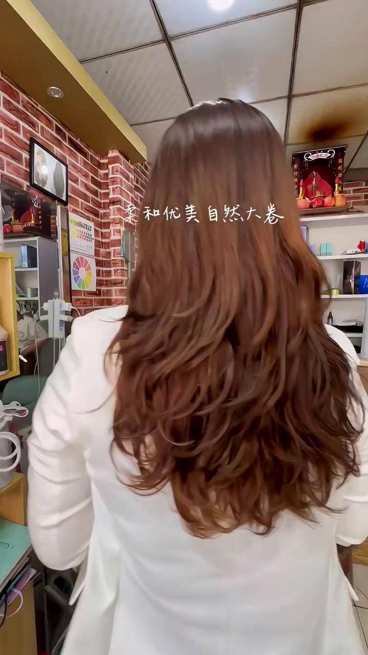 免打理烫发自然吹干效果自然柔和优美大卷长发大波浪女生慵懒风波浪卷