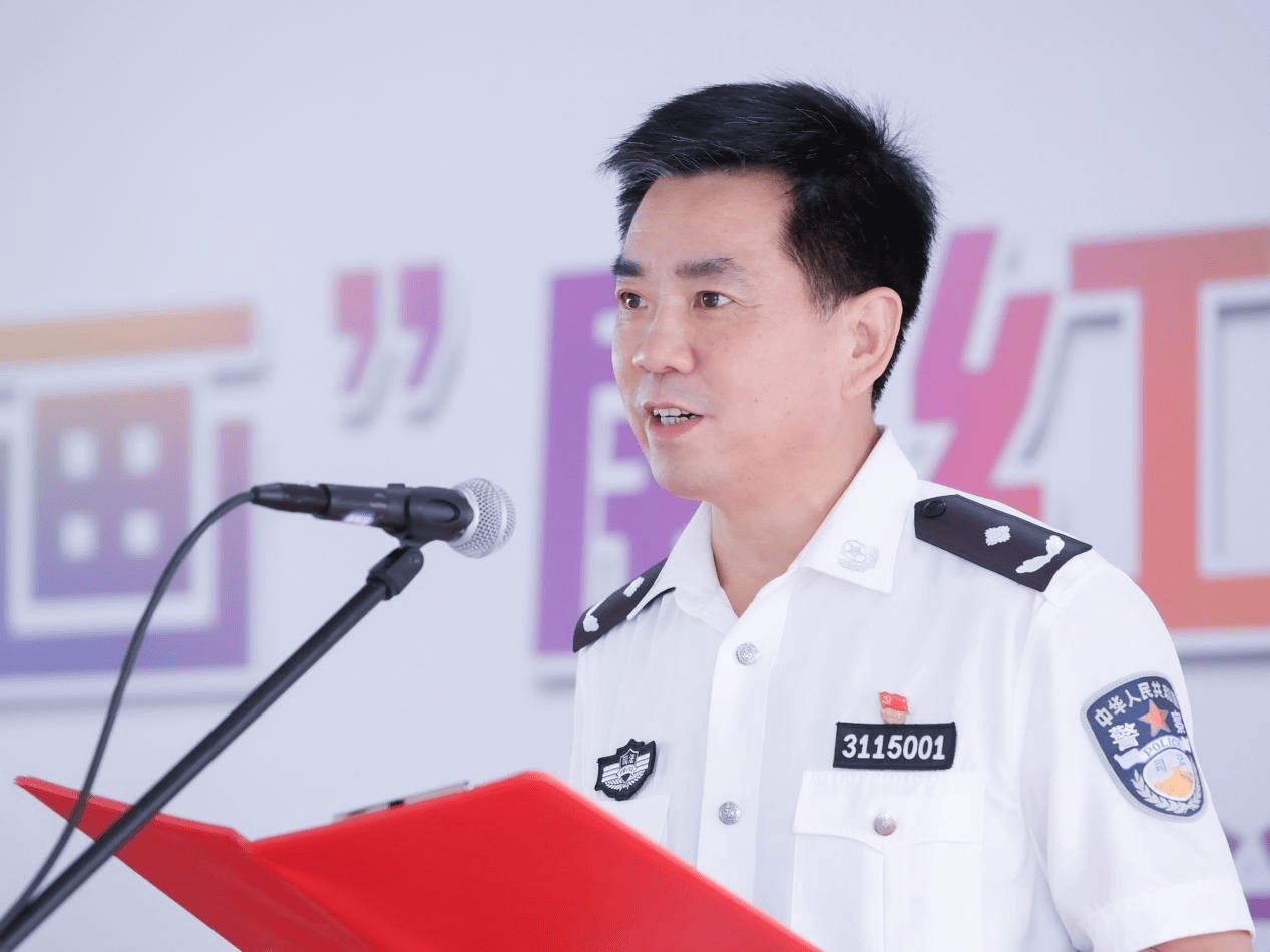 监狱举办"三画展红心·心醒唤新生"罪犯文化节