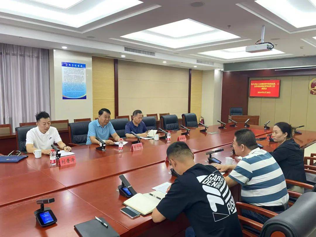劳动筑梦,法制相随——包头市总工会在石拐区开展新业态企业法律宣传