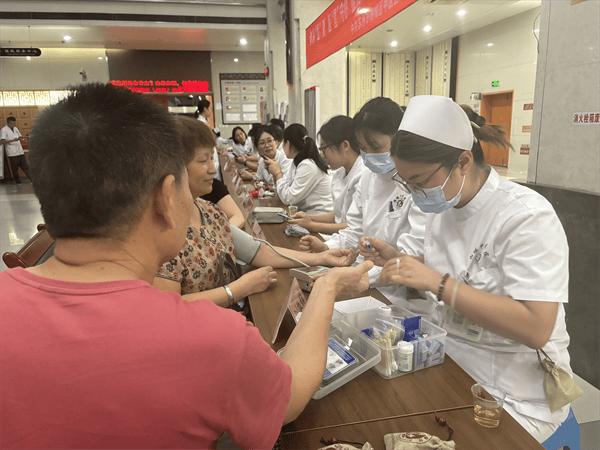 苏州市相城区中医医院开展中医夜间义诊活动插图