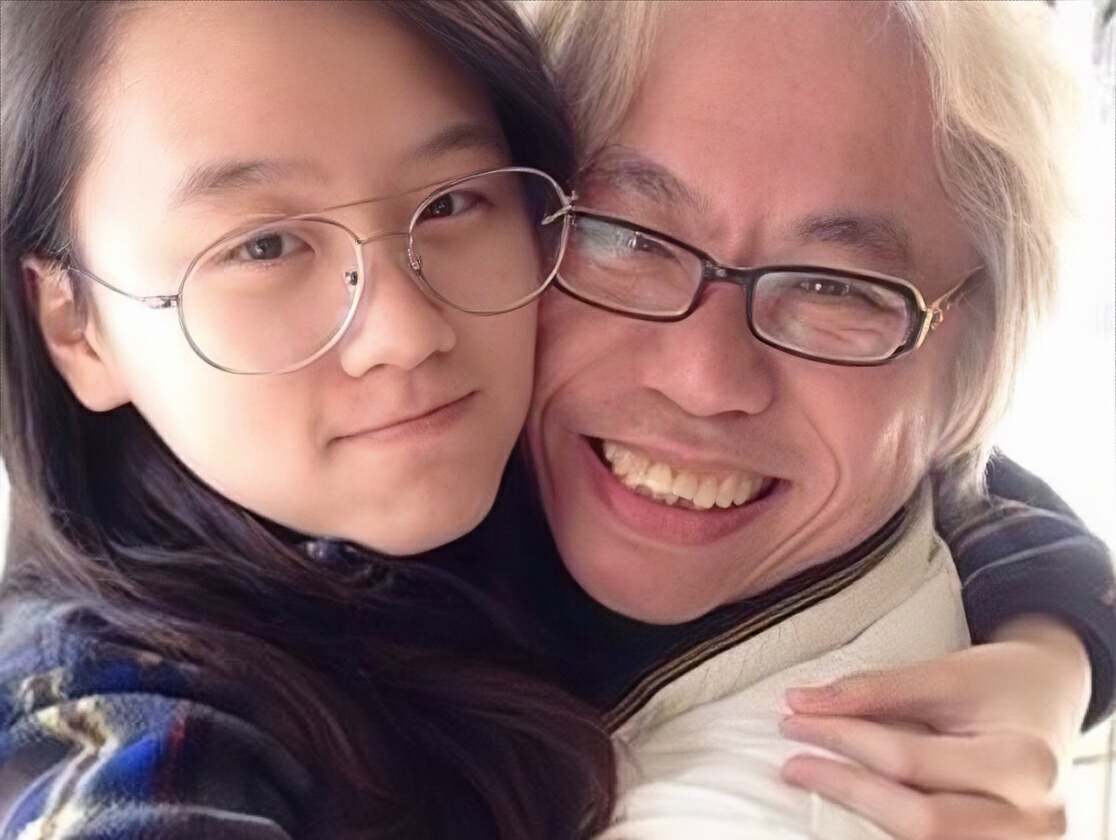 突传死讯!台湾"母子恋"红人因病离世,爱上闺蜜儿子一夜成名