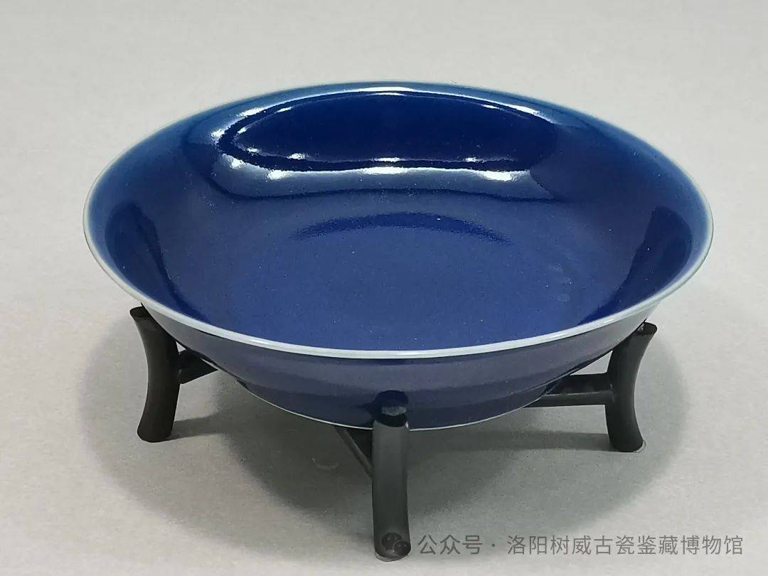 御窑厂出土和传世的明代官窑单色釉瓷器