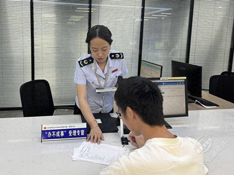 湖北赤壁:"就地办"为企解难_注销_税务_服务平台