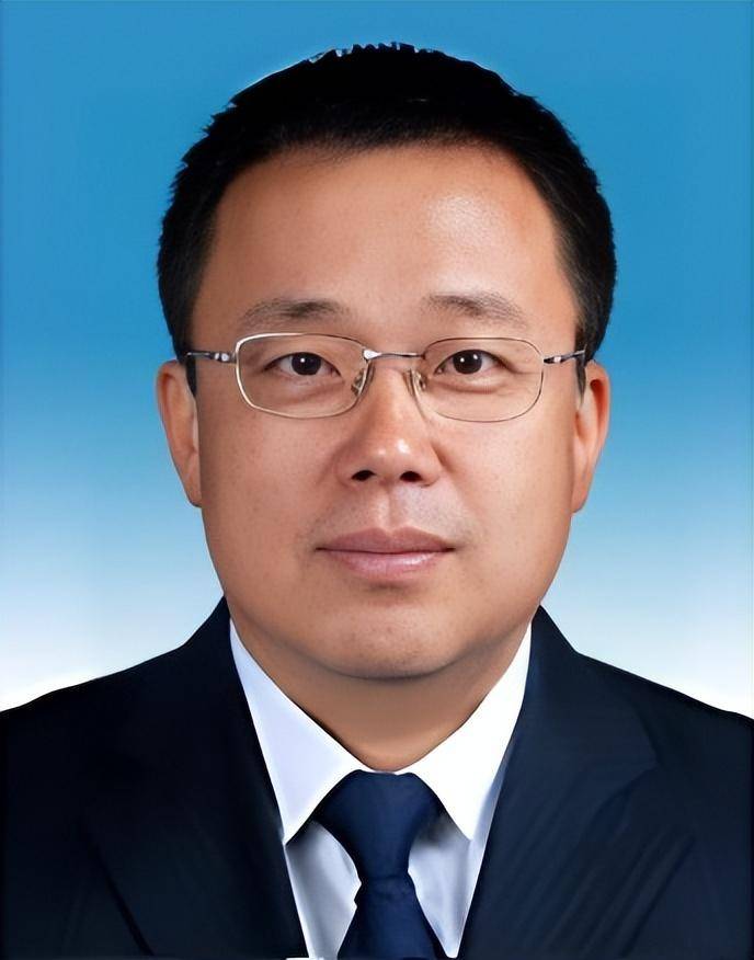 2016年任大同市委副书记(保留正厅长级),宣传部长,2018年任朔州市委副