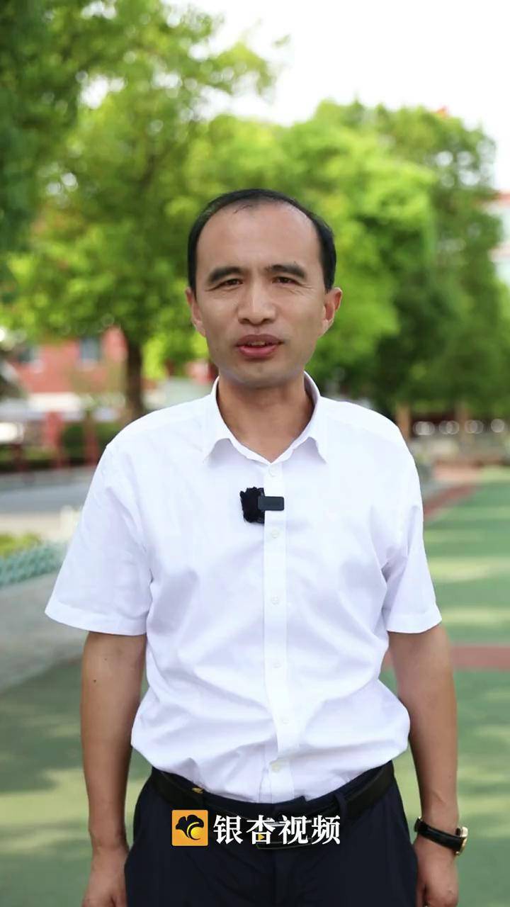 开学季校长说邳州市实验小学校长李峰听党话感党恩跟