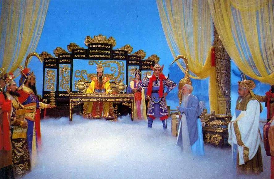 里隐藏最深的一条线,不搞明白,电视剧看100遍也白看