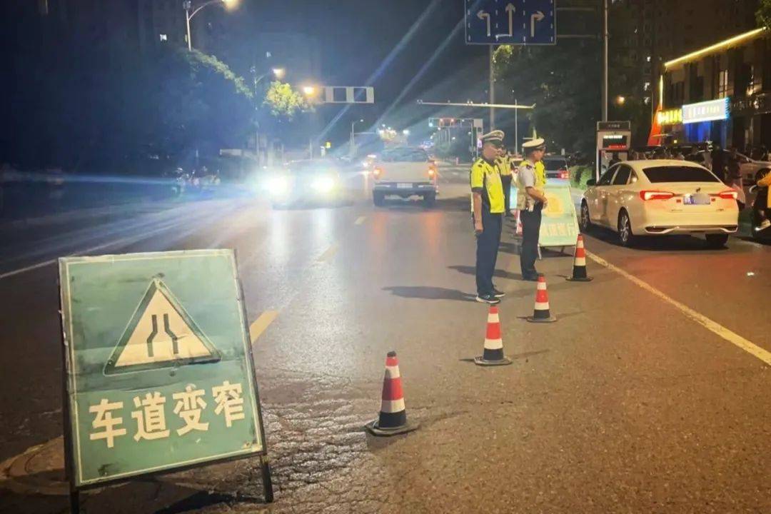 交通违法行为,近日,仪征公安交警持续开展夏季道路交通整治专项行动