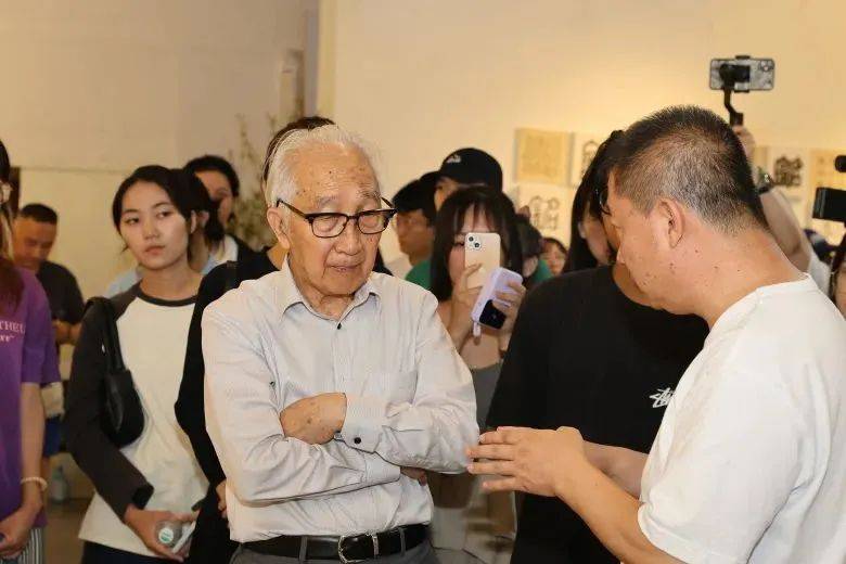 观展现场继续教育学院书法学专业的教学将继续秉承中央美院前辈先生