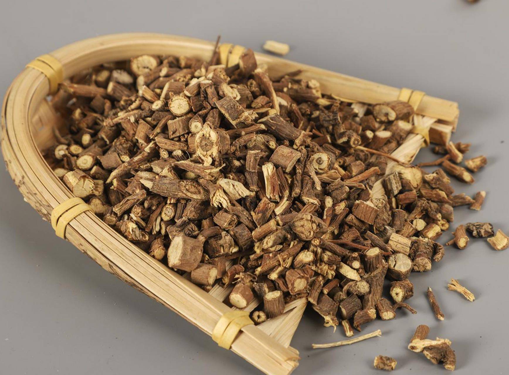 汤的同时,可以搭配服用一个具有活血化瘀,软坚散结功效的桂枝茯苓丸