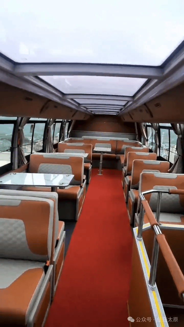 双层巴士再现太原街头!