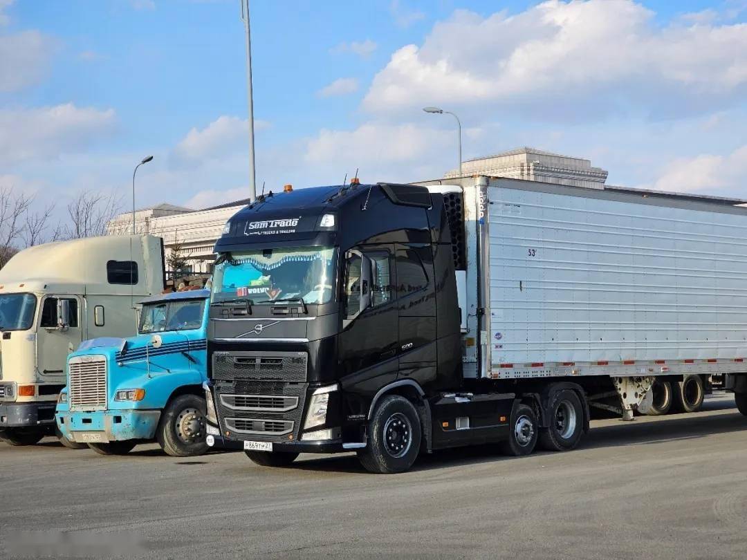 绥芬河口岸拍俄罗斯卡车番外篇俄罗斯真是个全球卡车的博物馆