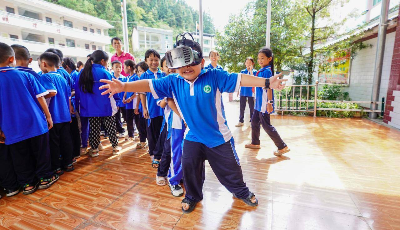 湖南湘西吉首溶江中学图片