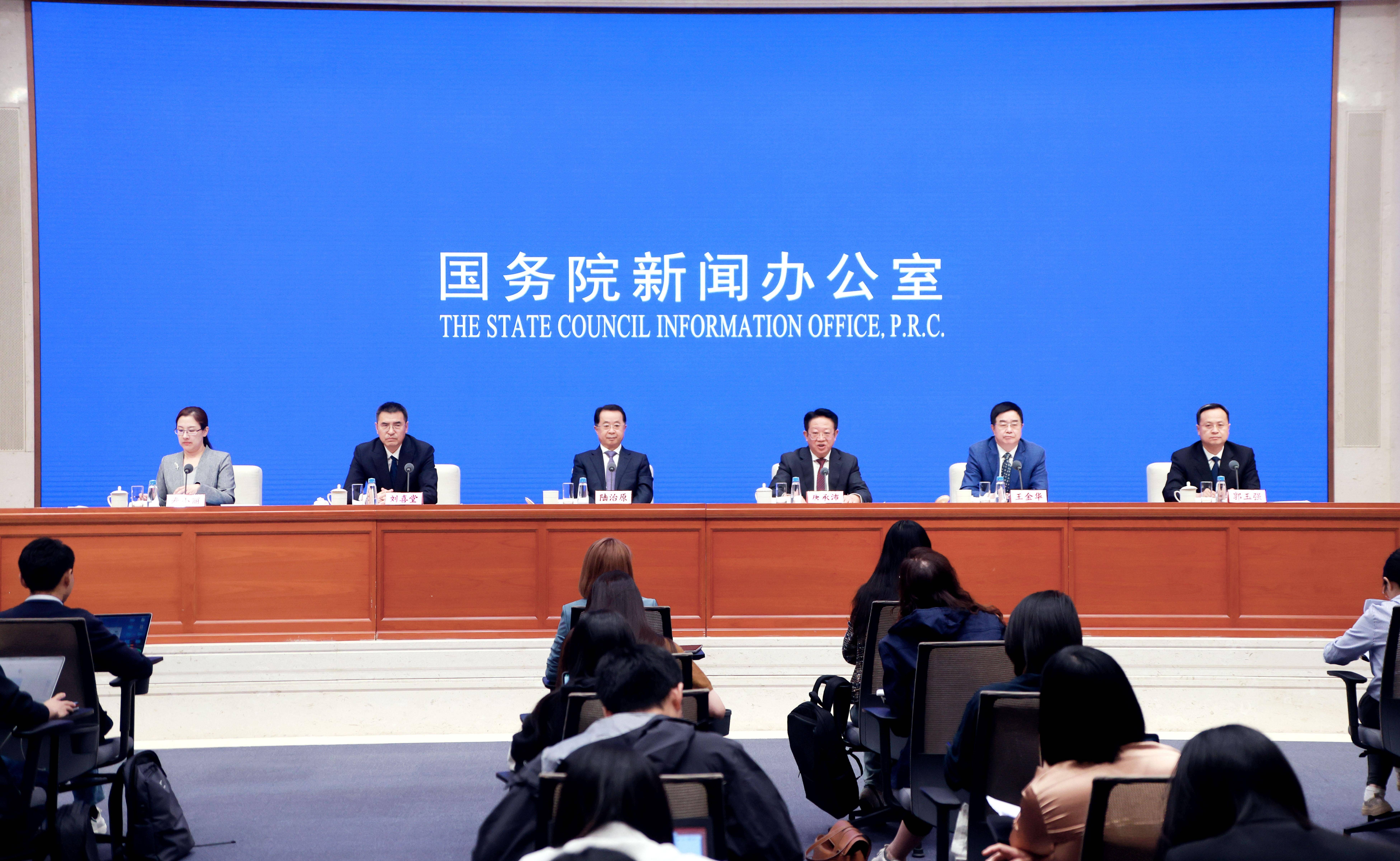 国新办举行“推动高质量发展”系列主题新闻发布会（民政部）_新华社_潘旭_郭玉强